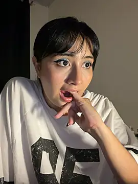 Snapshot of kaori_77 chatting on July 2026 07:23:02 AM kaori 77 online show from July 2026 07:23:02 AM