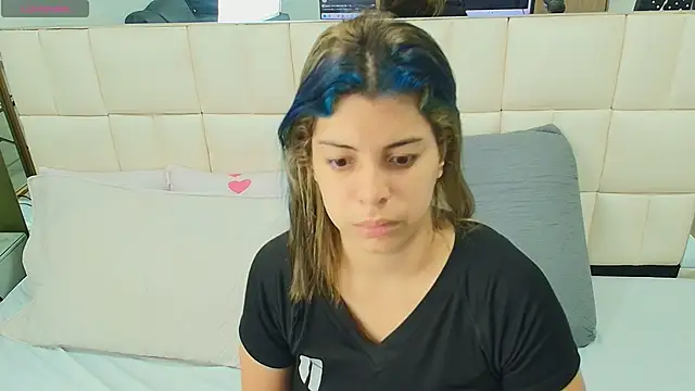 gisell gomez online show from September 2025 11:54:01 AM