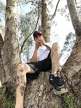 Thomasjons  online show from January 2026 03:27:02 PM