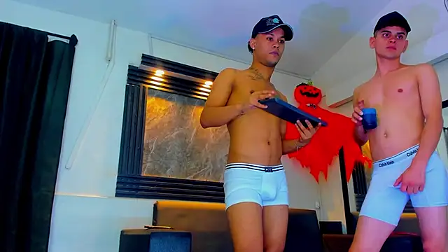 Snapshot of Rick_big chatting on October 2025 04:00:02 AM Rick big online show from October 2025 04:00:02 AM