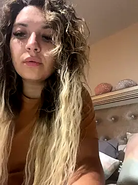 Chicagobabe online show from September 2025 08:25:01 AM