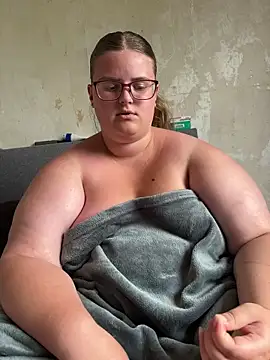 CurvyPaar2 online show from June 2026 03:58:01 PM