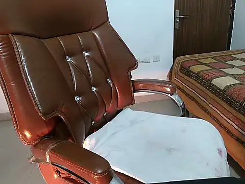 Snapshot of Hazel_Angel chatting on December 2025 10:07:01 PM Hazel Angel online show from December 2025 10:07:01 PM