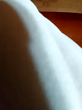 meomeocute online show from November 2025 04:46:01 AM