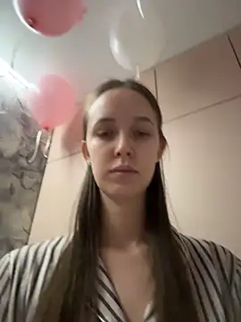 Snapshot of ElliRose chatting on February 2026 04:28:02 PM ElliRose online show from February 2026 04:28:02 PM