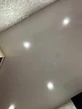 Snapshot of ElliRose chatting on February 2026 02:18:01 PM ElliRose online show from February 2026 02:18:01 PM