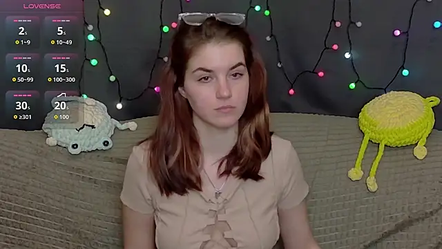 ElzaBlis online show from December 2025 05:06:02 PM