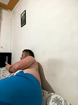 Chimbo-1996 online show from November 2025 01:31:01 AM