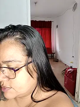 Snapshot of NARNYALABELLA chatting on February 2026 12:10:01 PM NARNYALABELLA online show from February 2026 12:10:01 PM