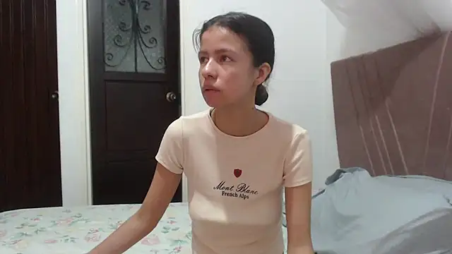 nathaly jones  online show from February 2026 12:15:02 PM