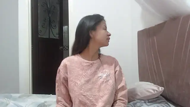 Snapshot of nathaly_jones_ chatting on April 2026 12:30:01 PM nathaly jones online show from April 2026 12:30:01 PM