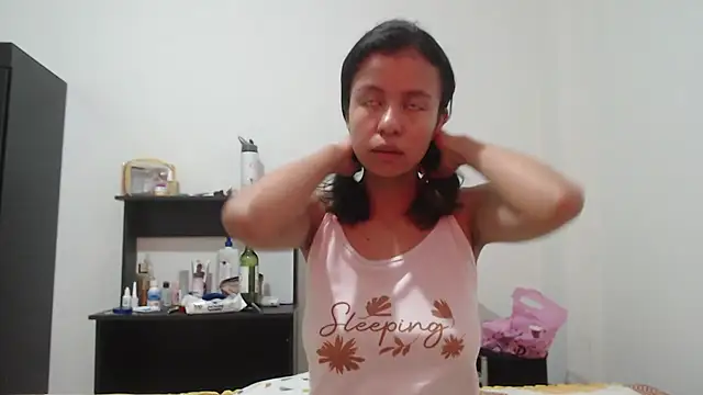 Snapshot of nathaly_jones_ chatting on May 2026 12:23:01 PM nathaly jones online show from May 2026 12:23:01 PM