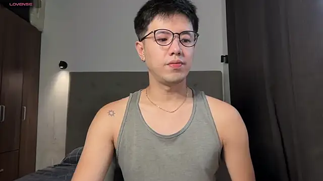 Snapshot of Addictiveboi chatting on May 2026 04:08:01 AM Addictiveboi online show from May 2026 04:08:01 AM