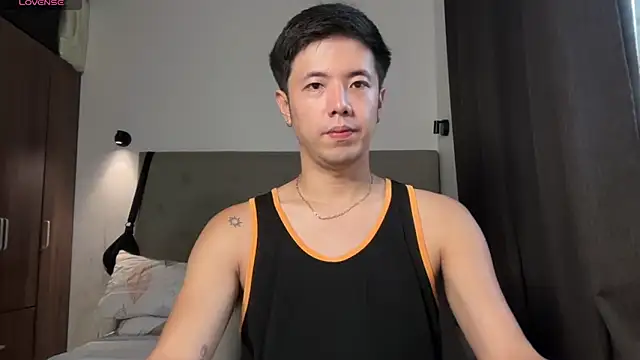 Snapshot of Addictiveboi chatting on May 2026 02:07:01 AM Addictiveboi online show from May 2026 02:07:01 AM