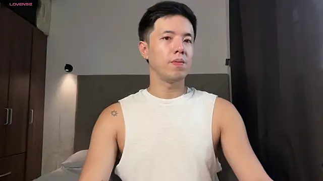 Snapshot of Addictiveboi chatting on May 2026 03:01:02 AM Addictiveboi online show from May 2026 03:01:02 AM