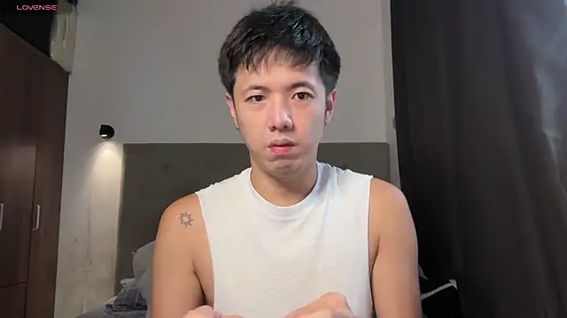 Snapshot of Addictiveboi chatting on June 2026 01:58:02 AM Addictiveboi online show from June 2026 01:58:02 AM