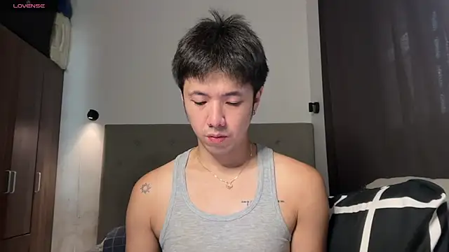 Snapshot of Addictiveboi chatting on June 2026 03:25:01 AM Addictiveboi online show from June 2026 03:25:01 AM