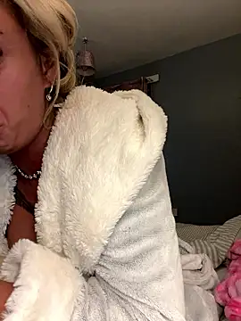 EllieMaeBaby online show from January 2026 12:59:02 AM