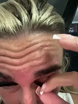 EllieMaeBaby online show from April 2026 08:44:01 PM