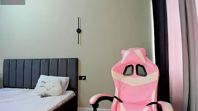 obokozu mai online show from September 2025 04:33:02 AM