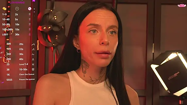 livia starwars online show from October 2025 09:48:02 PM