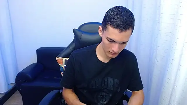 Matiius18 online show from February 2026 02:21:02 PM