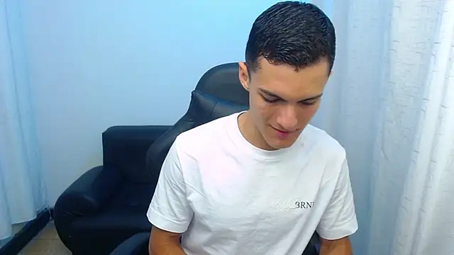 Matiius18 online show from March 2026 02:20:02 PM