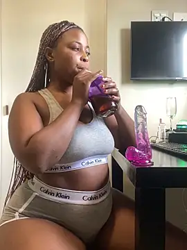 BQueen223 online show from November 2025 03:12:02 PM