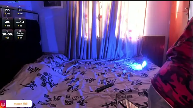 Snapshot of mason_fit chatting on February 2026 01:17:01 PM mason fit online show from February 2026 01:17:01 PM