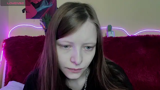 AliceHaris online show from December 2025 06:19:02 AM