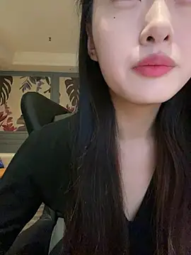 MengMeng0515 online show from February 2026 12:52:01 PM