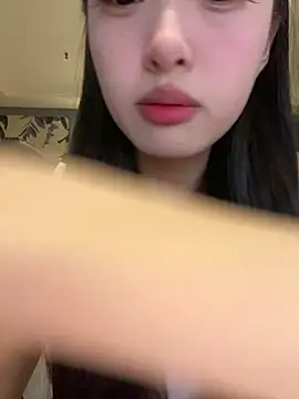 MengMeng0515 online show from April 2026 02:32:01 PM