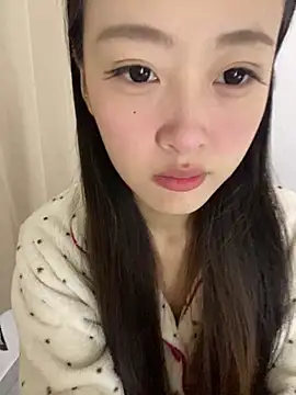 Snapshot of MengMeng0515 chatting on May 2026 11:04:01 AM MengMeng0515 online show from May 2026 11:04:01 AM