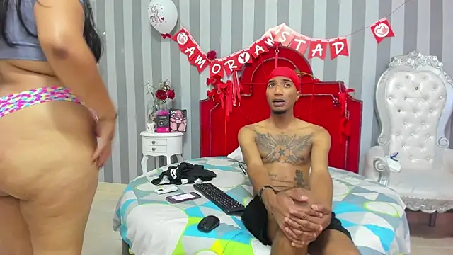 CaroyAndy online show from February 2026 12:45:02 PM