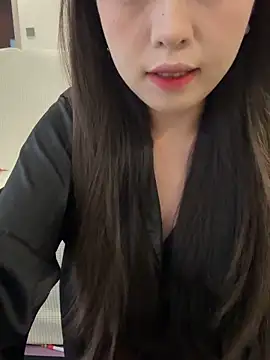 Snapshot of liliya_x chatting on April 2026 01:25:01 AM liliya x online show from April 2026 01:25:01 AM