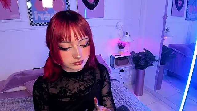 Snapshot of Zoe_Lynch_ chatting on February 2026 12:10:01 PM Zoe Lynch online show from February 2026 12:10:01 PM