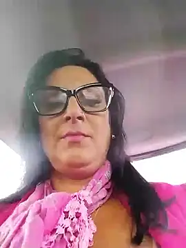 Snapshot of jadecristina chatting on May 2026 04:00:01 PM jadecristina online show from May 2026 04:00:01 PM