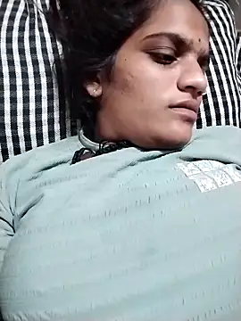 Sofia kuuu online show from September 2025 04:20:01 PM