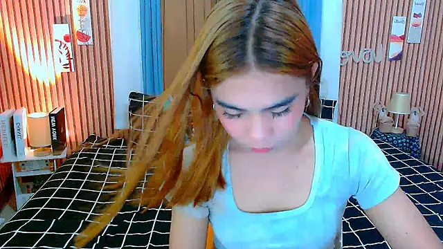 mikhaylahanderson online show from November 2025 03:34:01 AM