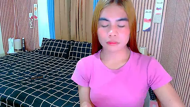 mikhaylahanderson online show from November 2025 04:44:02 AM