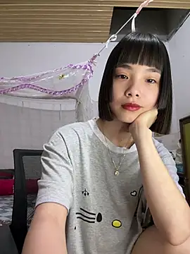 Snapshot of andymi1 chatting on June 2026 01:54:01 AM andymi1 online show from June 2026 01:54:01 AM