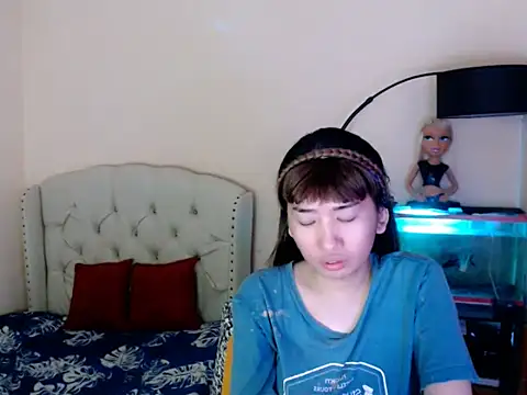 ShantalFoxxy  online show from April 2026 12:36:02 PM