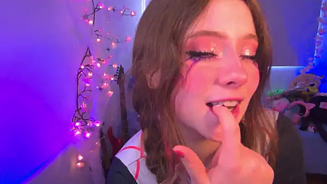 Lil bela online show from December 2025 11:52:01 AM