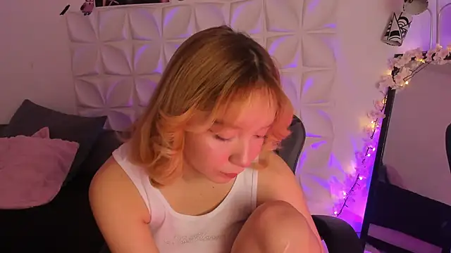 JuliethMoss online show from November 2025 08:22:01 PM