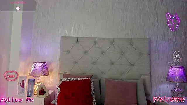 Snapshot of Pamelamiler__ chatting on February 2026 01:31:02 PM Pamelamiler online show from February 2026 01:31:02 PM