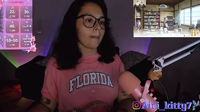 lila kitty81 online show from February 2026 12:15:01 AM