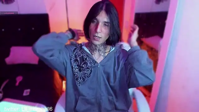 marshall  k online show from December 2025 10:06:02 PM