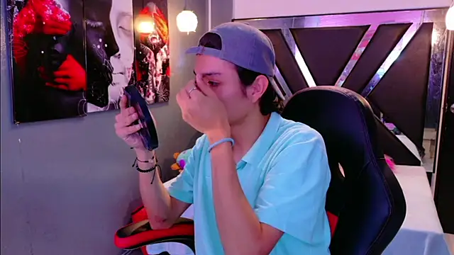 Snapshot of alandelrey57 chatting on February 2026 08:57:02 PM alandelrey57 online show from February 2026 08:57:02 PM