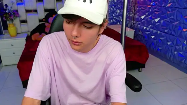 alandelrey57 online show from March 2026 10:02:02 PM