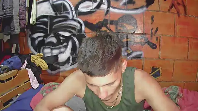 alexandercruz online show from March 2026 09:52:01 PM